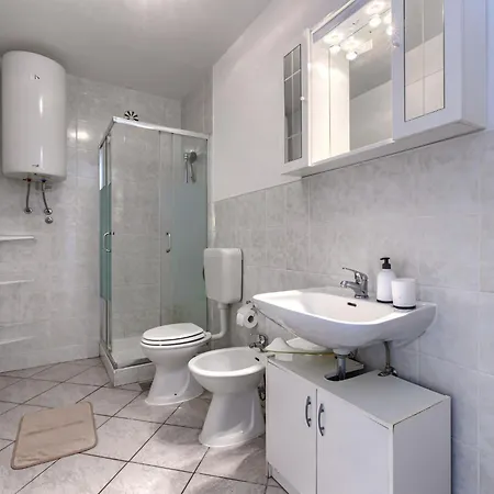 Maric - Lbn432 By Interhome بيت للعطل *