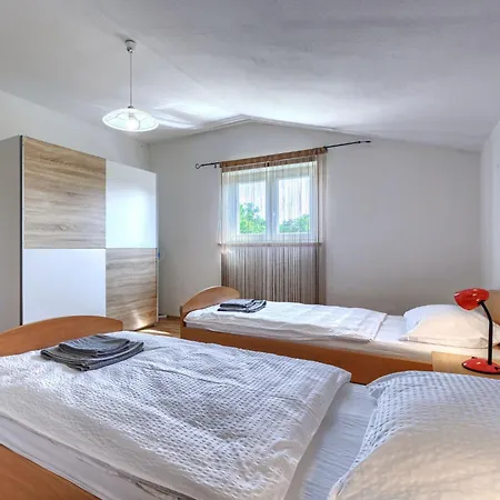 Maric - Lbn432 By Interhome بيت للعطل