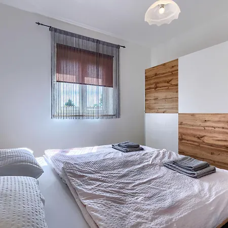 Casa de Férias Maric By Interhome